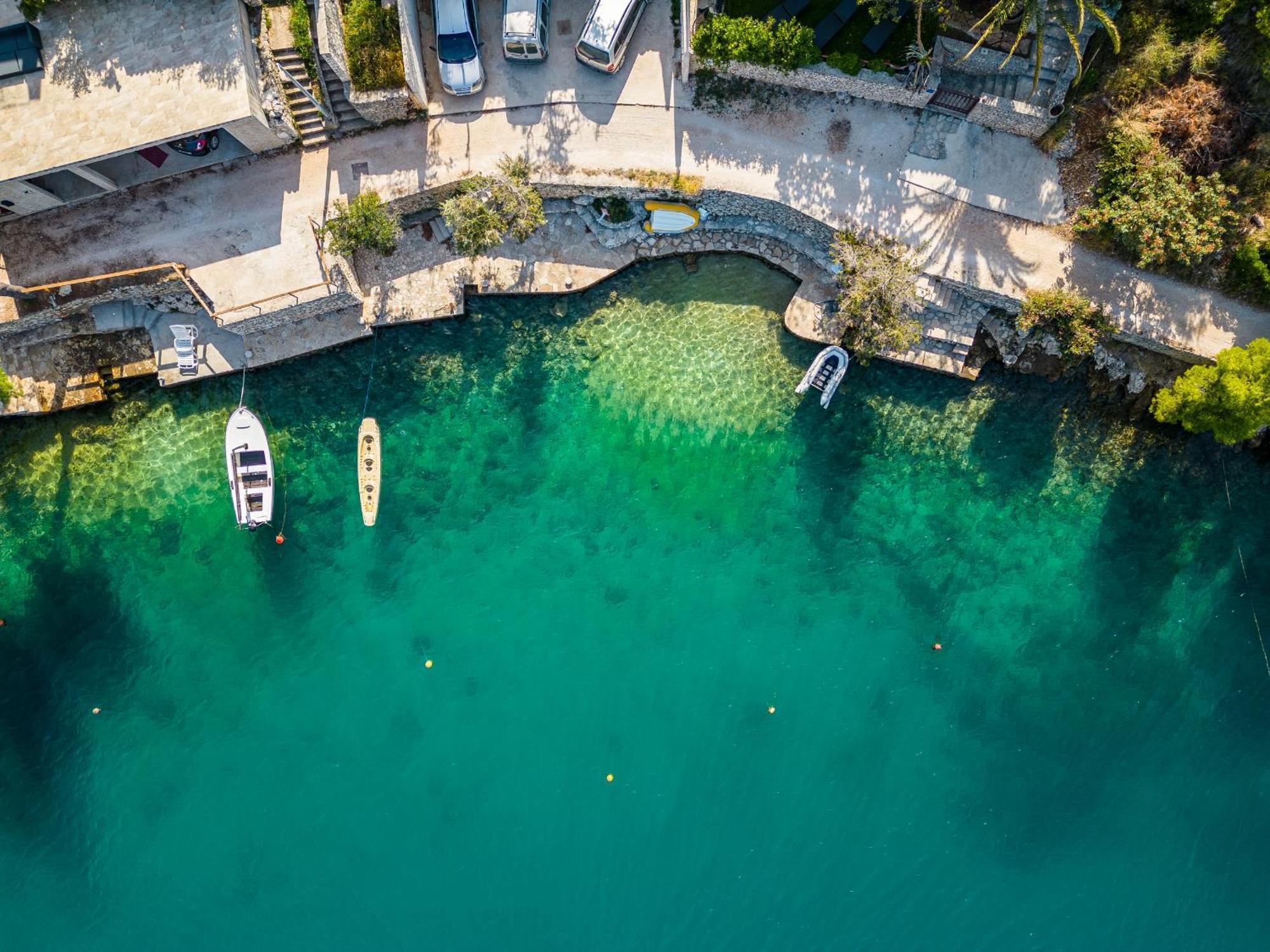 Vila Tudor Bobovisca Exteriér fotografie