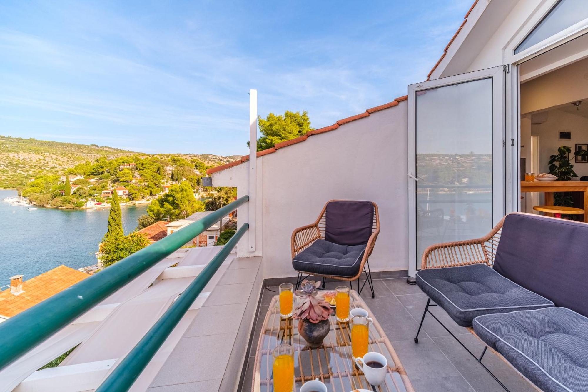 Vila Tudor Bobovisca Exteriér fotografie