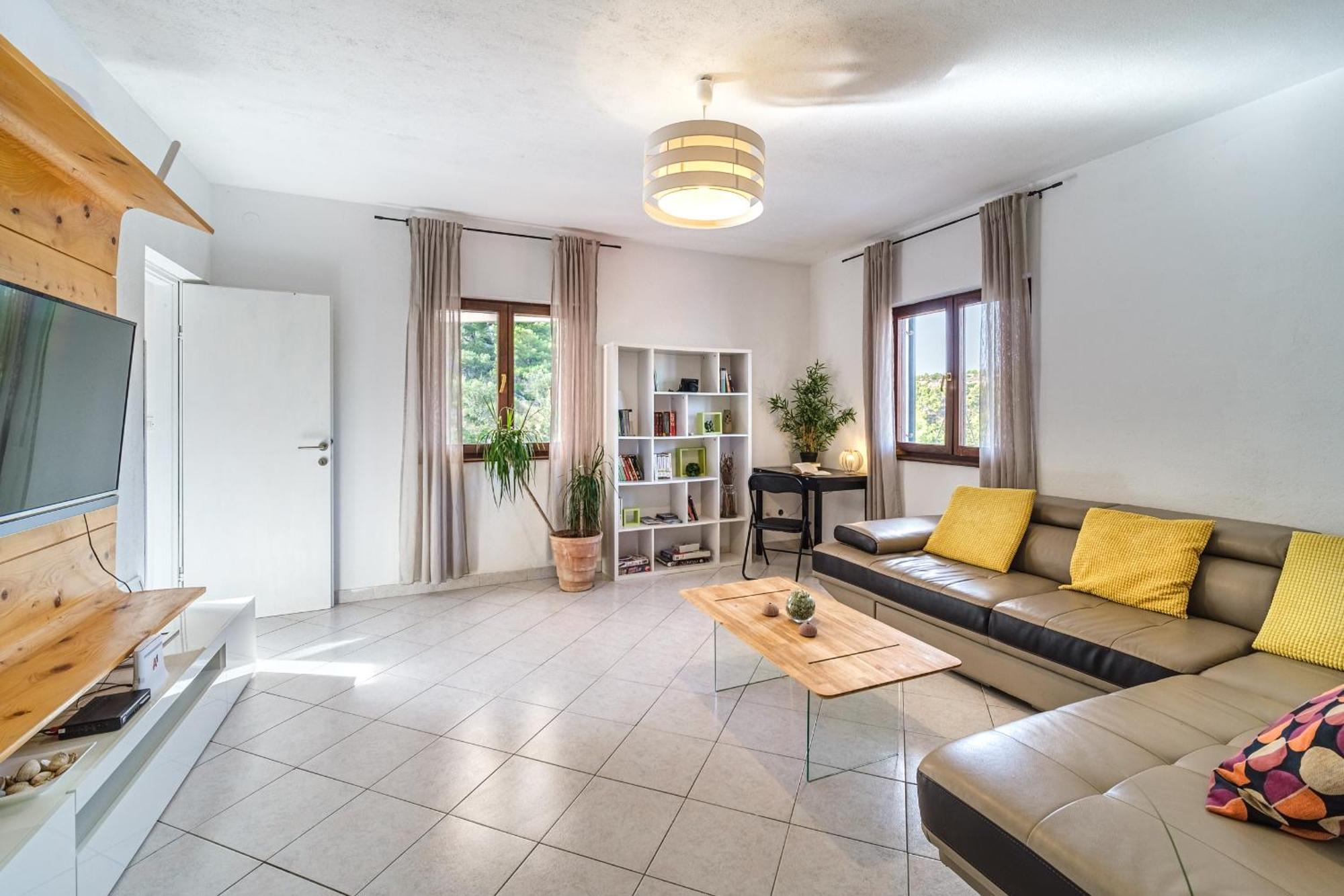 Vila Tudor Bobovisca Exteriér fotografie