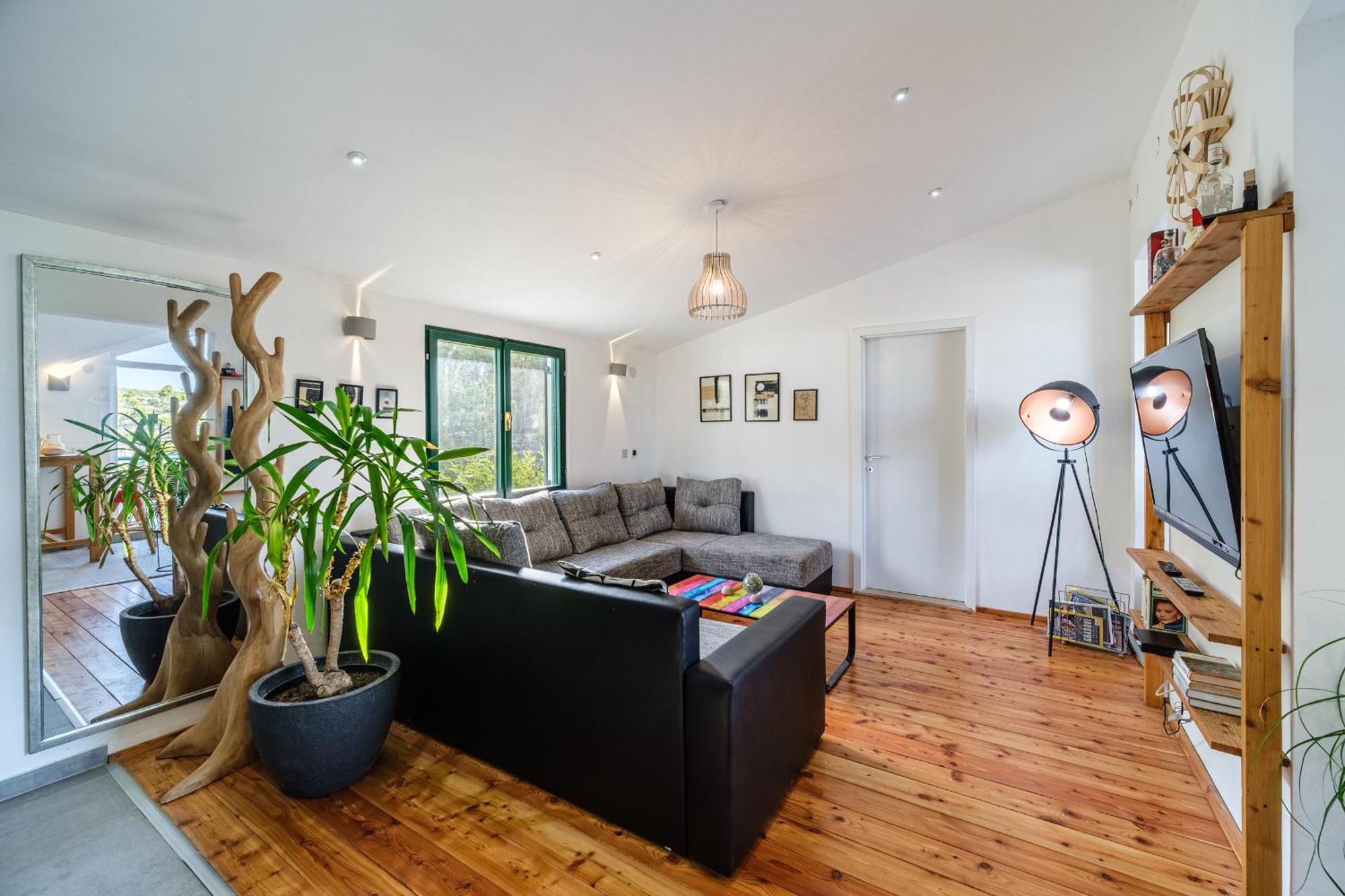 Vila Tudor Bobovisca Exteriér fotografie