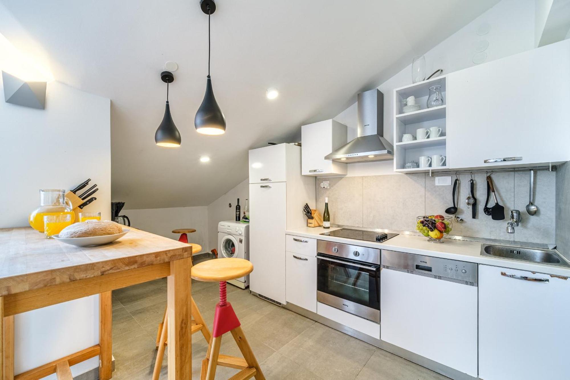 Vila Tudor Bobovisca Exteriér fotografie