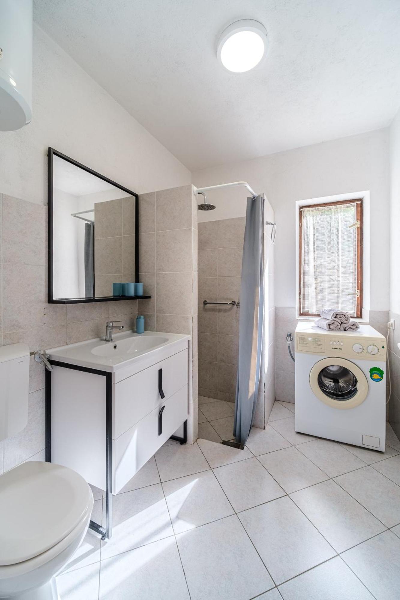 Vila Tudor Bobovisca Exteriér fotografie